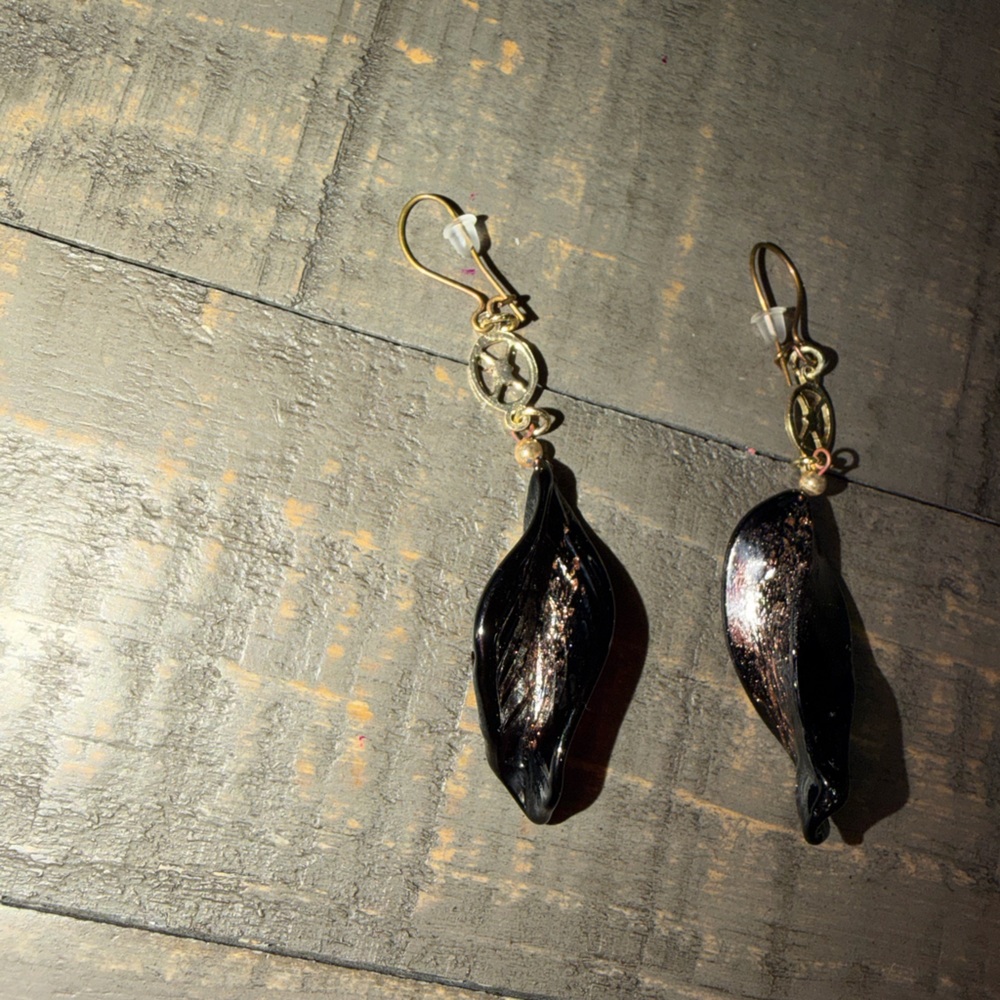Elegant Black and Gold Drop Earrings, gold leaf earrings‎